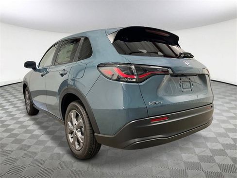 New 2026 Honda HR-V LX image 4