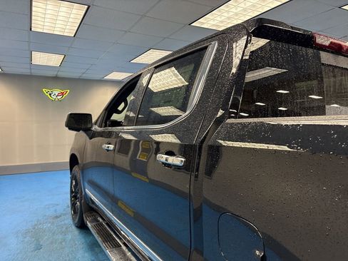 New 2026 Chevrolet Silverado 1500 High Country AWD/4WD image 19