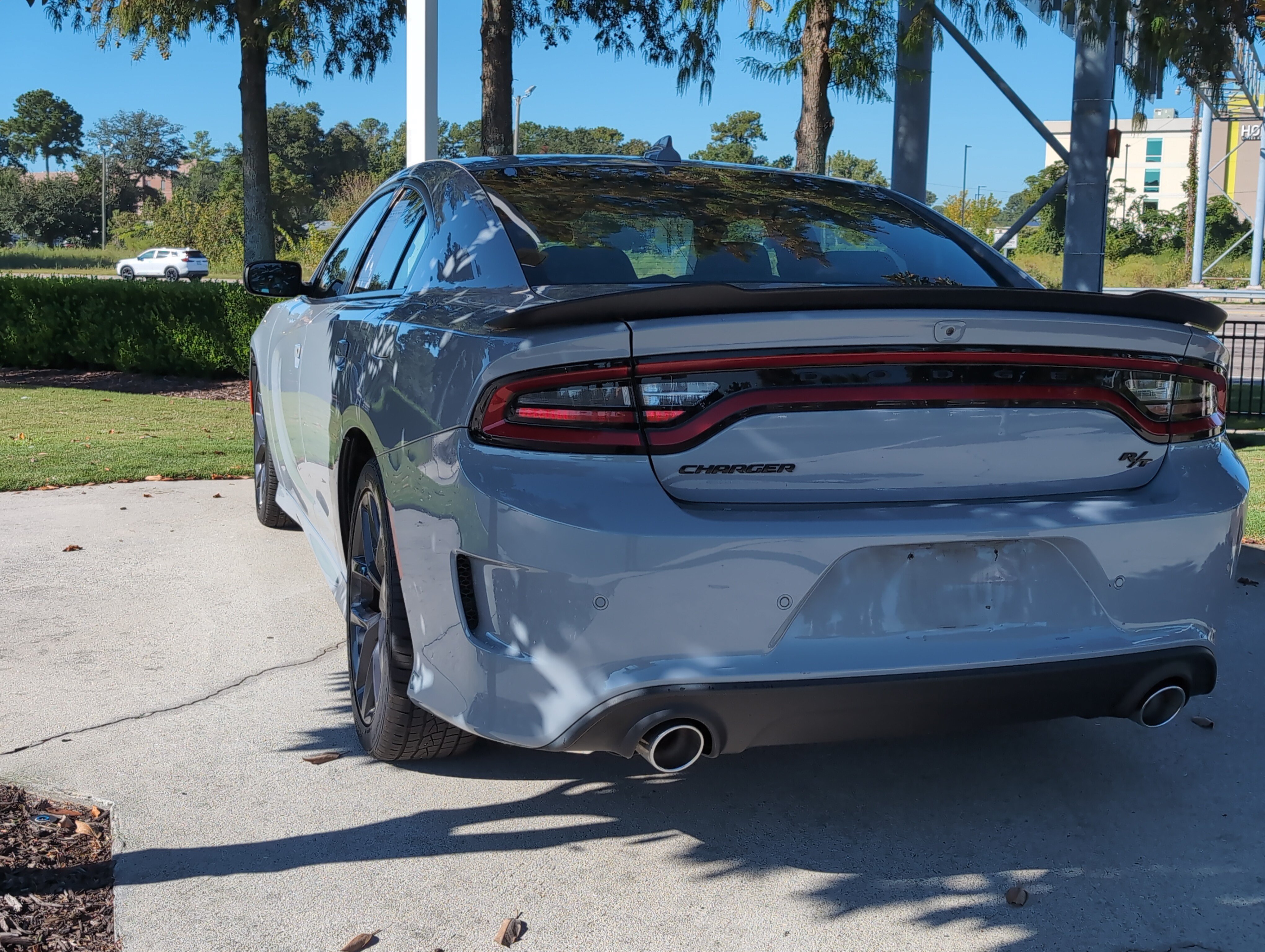 Used 2022 Dodge Charger R/T w/ Blacktop Package RWD image 8