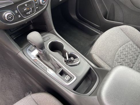 Used 2023 Chevrolet Equinox LT AWD/4WD image 24
