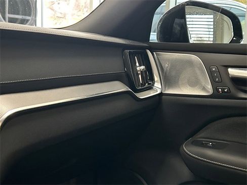 Certified 2023 Volvo S60 T8 Polestar image 19