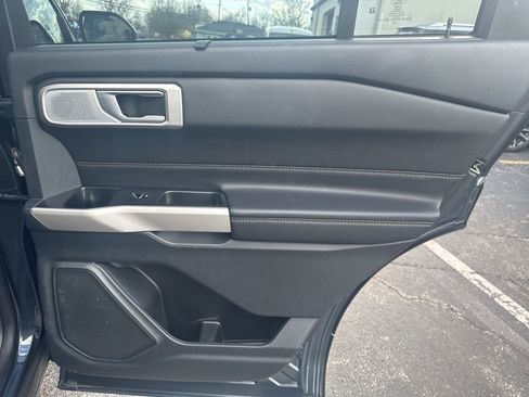 Used 2023 Ford Explorer Limited w/ Hybrid Equipment Group 310A image 35