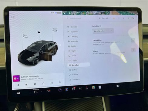 Used 2020 Tesla Model Y Long Range image 20