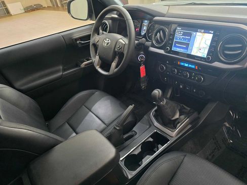 Certified 2023 Toyota Tacoma TRD Off-Road w/ TRD Premium Off Road Package AWD/4WD image 28