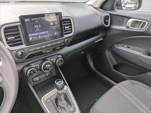 New 2026 Hyundai Venue SEL image 13