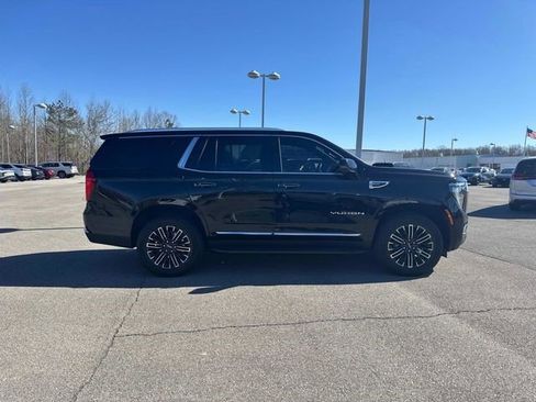 Certified 2025 GMC Yukon Elevation RWD image 3