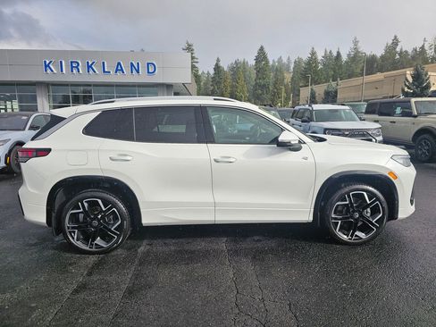 Used 2025 Volkswagen Tiguan SEL R-Line image 8