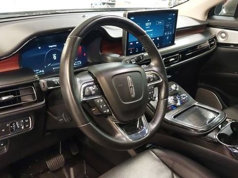 Used 2022 Lincoln Nautilus Reserve w/ Equipment Group 202A AWD/4WD image 21