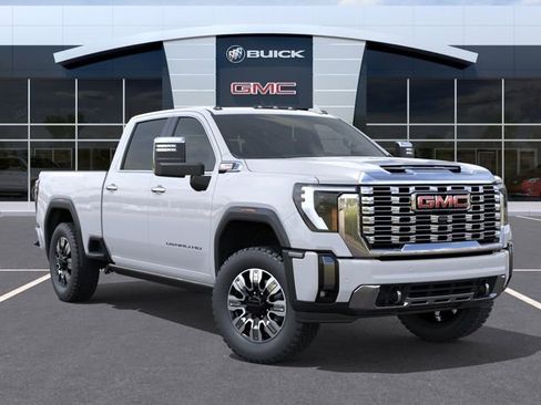 New 2026 GMC Sierra 3500 Denali w/ Denali Reserve Package AWD/4WD image 7