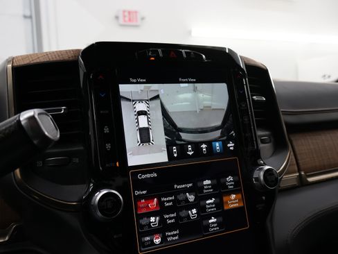 Used 2021 RAM 3500 Limited image 19