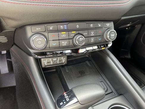Certified 2023 Dodge Durango GT RWD image 37