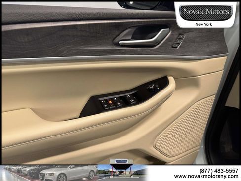 Used 2023 Jeep Grand Cherokee L Limited image 14