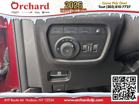 Used 2022 Jeep Grand Cherokee Limited 4xe image 15