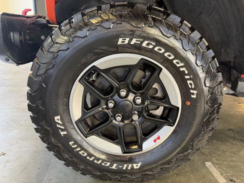 Used 2018 Jeep Wrangler Rubicon image 10