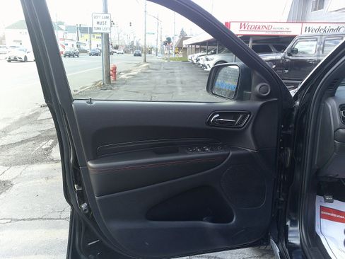 Used 2024 Dodge Durango GT image 17