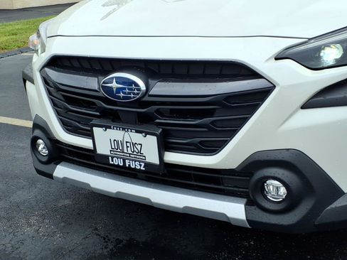 Used 2025 Subaru Outback Limited AWD/4WD image 34