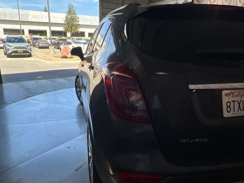 Used 2018 Buick Encore Preferred FWD image 10