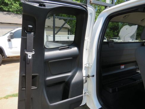 Used 2022 Toyota Tacoma SR AWD/4WD image 19