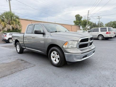 Used 2013 RAM 1500 Classic SLT RWD image 3