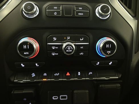 Used 2021 GMC Sierra 1500 Elevation w/ Preferred Package image 30