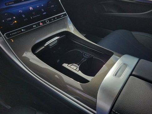 Used 2025 Mercedes-Benz CLE 300 4MATIC Coupe image 23