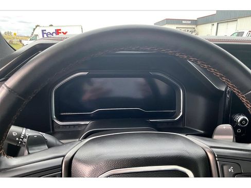 Used 2024 GMC Sierra 1500 AT4 w/ Technology Package AWD/4WD image 14
