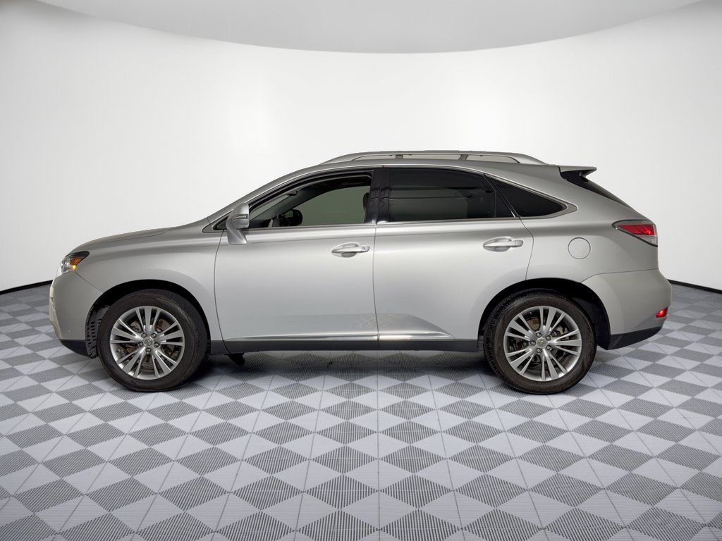 Used 2013 Lexus RX 350 FWD w/ Navigation Pkg image 2