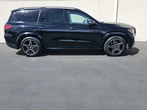 Used 2024 Mercedes-Benz GLS 450 4MATIC image 4
