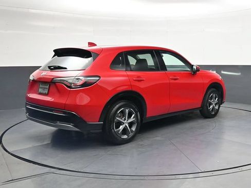 Used 2024 Honda HR-V EX-L image 4
