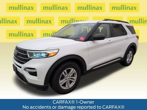 Used 2021 Ford Explorer XLT w/ Equipment Group 202A RWD image 10
