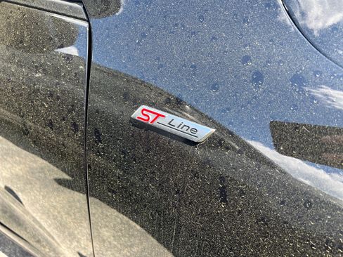 Certified 2023 Ford Escape ST-Line w/ Tech Pack #1 image 4