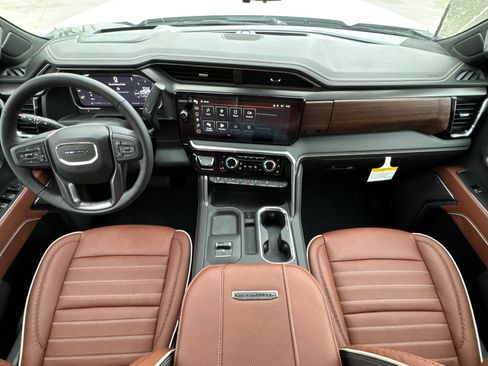 New 2026 GMC Sierra 2500 Denali Ultimate w/ Max Trailering Package image 24