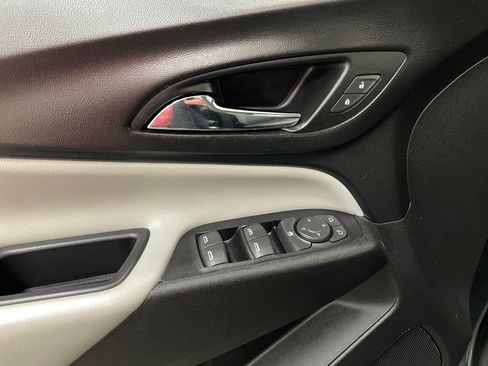 Certified 2019 Chevrolet Equinox LT FWD image 24