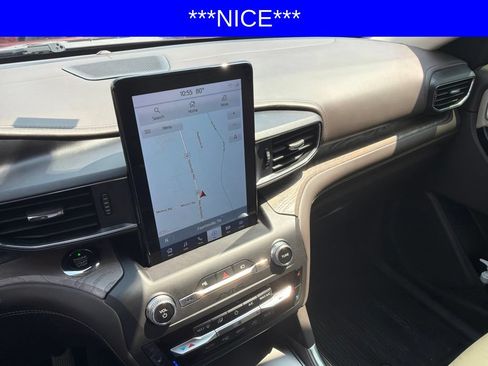Used 2020 Ford Explorer Platinum w/ Premium Technology Package AWD/4WD image 6