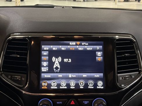 Used 2021 Jeep Grand Cherokee 80th Anniversary w/ Quick Order Package 2GK 80th image 32