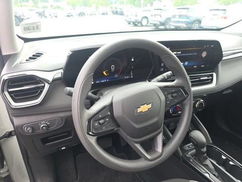 Used 2026 Chevrolet TrailBlazer LT AWD/4WD image 7