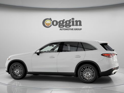 New 2026 Mercedes-Benz GLC 300 image 8