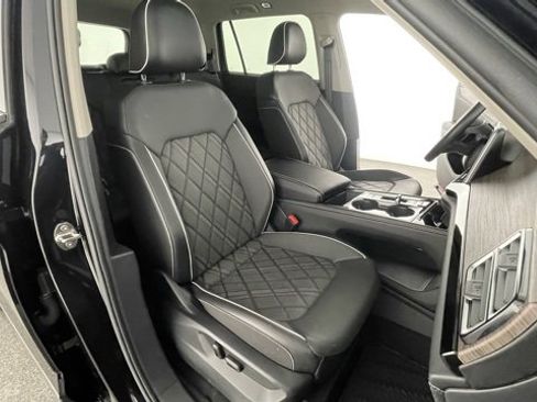 Used 2024 Volkswagen Atlas SEL Premium R-Line image 51