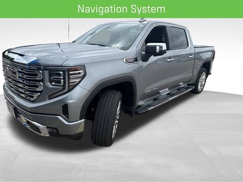 Used 2025 GMC Sierra 1500 Denali w/ Technology Package AWD/4WD image 5