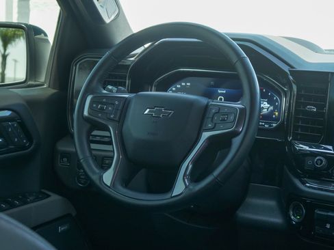 Used 2025 Chevrolet Silverado 1500 ZR2 w/ Technology Package AWD/4WD image 14