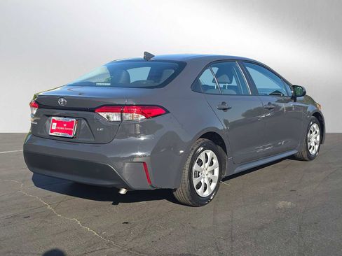 Certified 2025 Toyota Corolla LE image 3