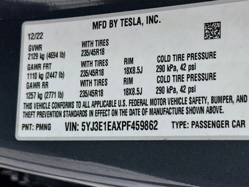 Used 2023 Tesla Model 3 Standard Range image 12