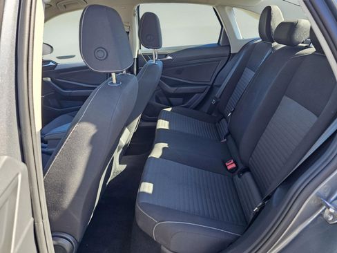 Used 2025 Volkswagen Jetta S image 27