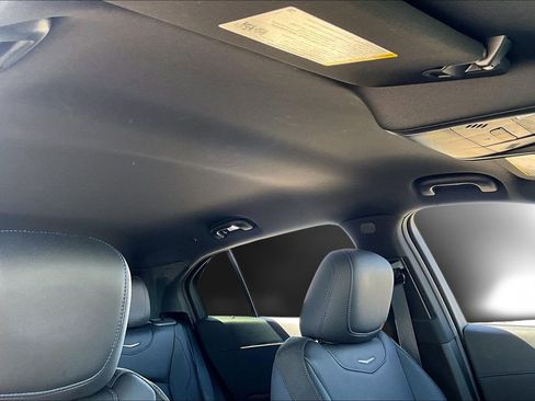 Used 2024 Cadillac XT4 Sport FWD image 17
