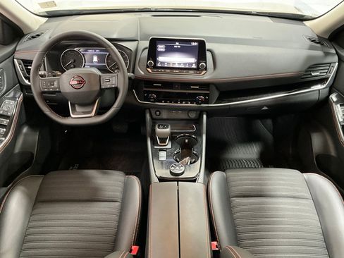 Used 2025 Nissan Rogue SV w/ Rock Creek Premium Package image 13