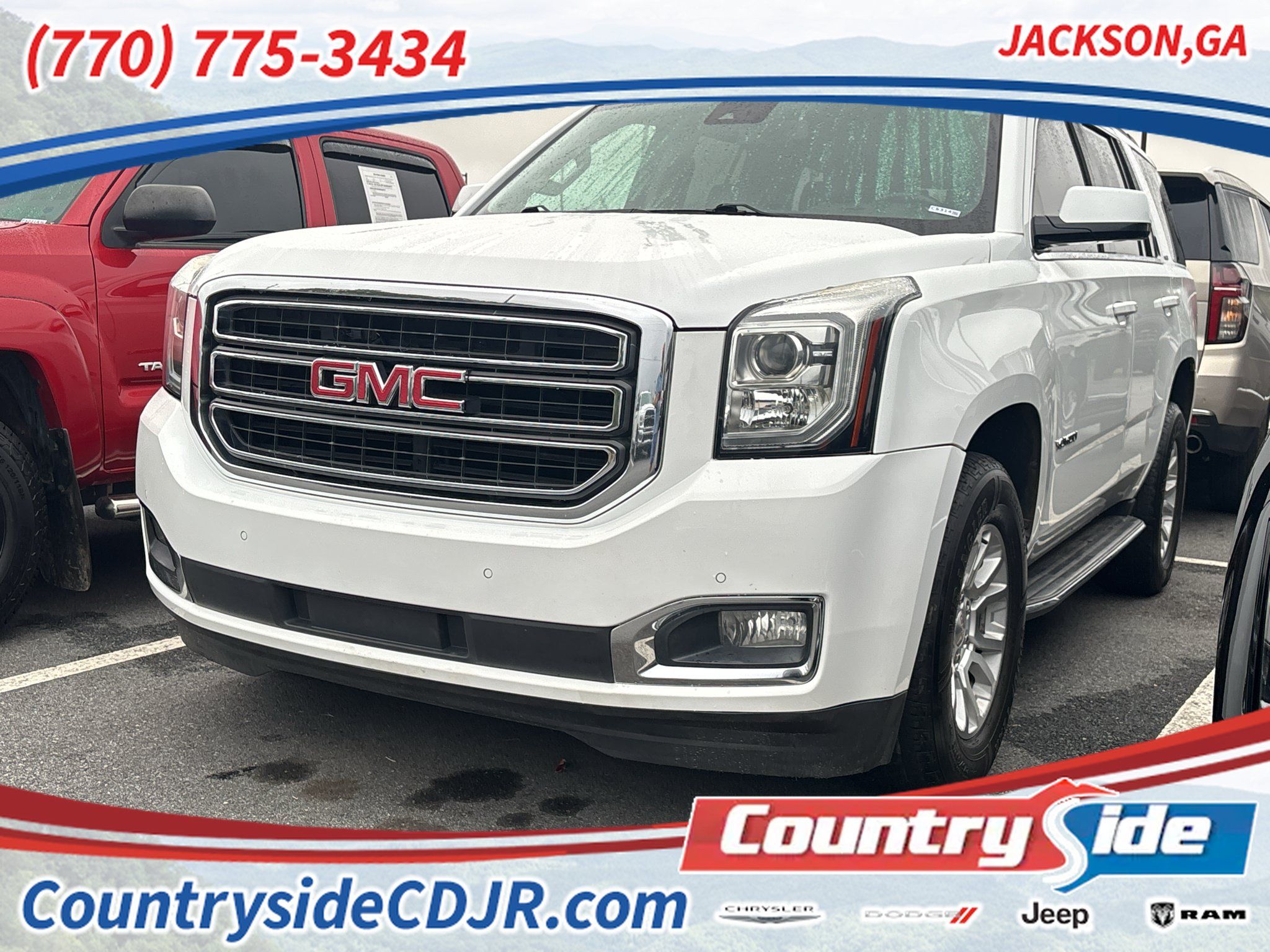 Used 2017 GMC Yukon SLT AWD/4WD image 1