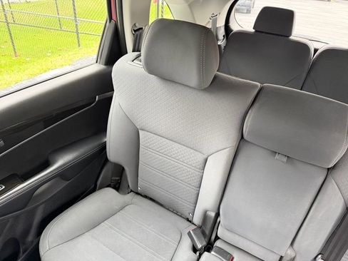 Used 2019 Kia Sorento FWD image 40