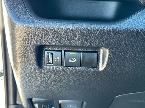 Certified 2025 Toyota RAV4 LE image 27