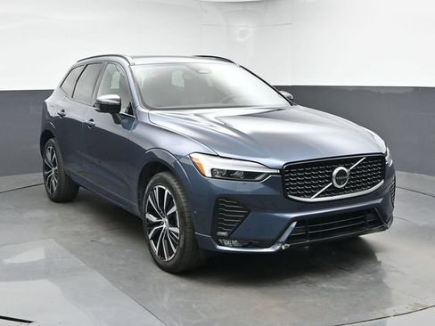 Used 2024 Volvo XC60 B5 Plus w/ Protection Package Premier AWD/4WD image 2