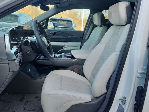 New 2025 Cadillac Escalade IQ Sport 1 w/ Smart Trailering package AWD/4WD image 9